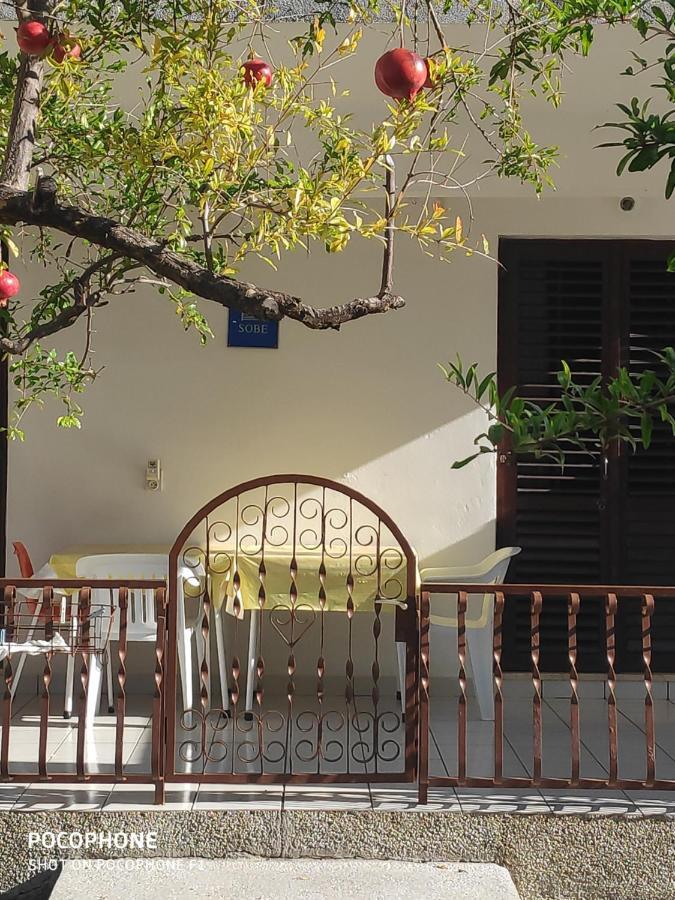 Apartments Tamaris Zaostrog Exterior photo